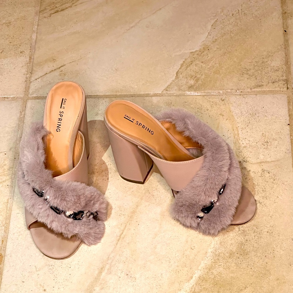Gray mules